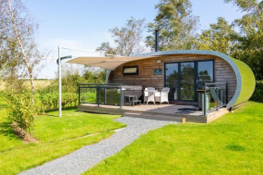 Kingsdale Luxury Pod with Hot Tub at Fell View Park Kirkby Lonsdale